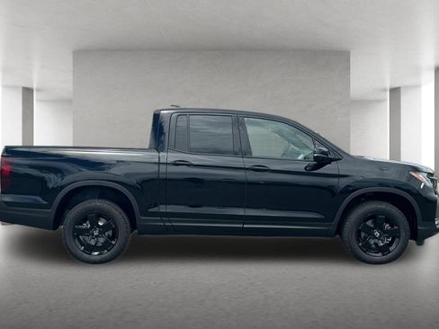 New 2026 Honda Ridgeline Black Edition image 3