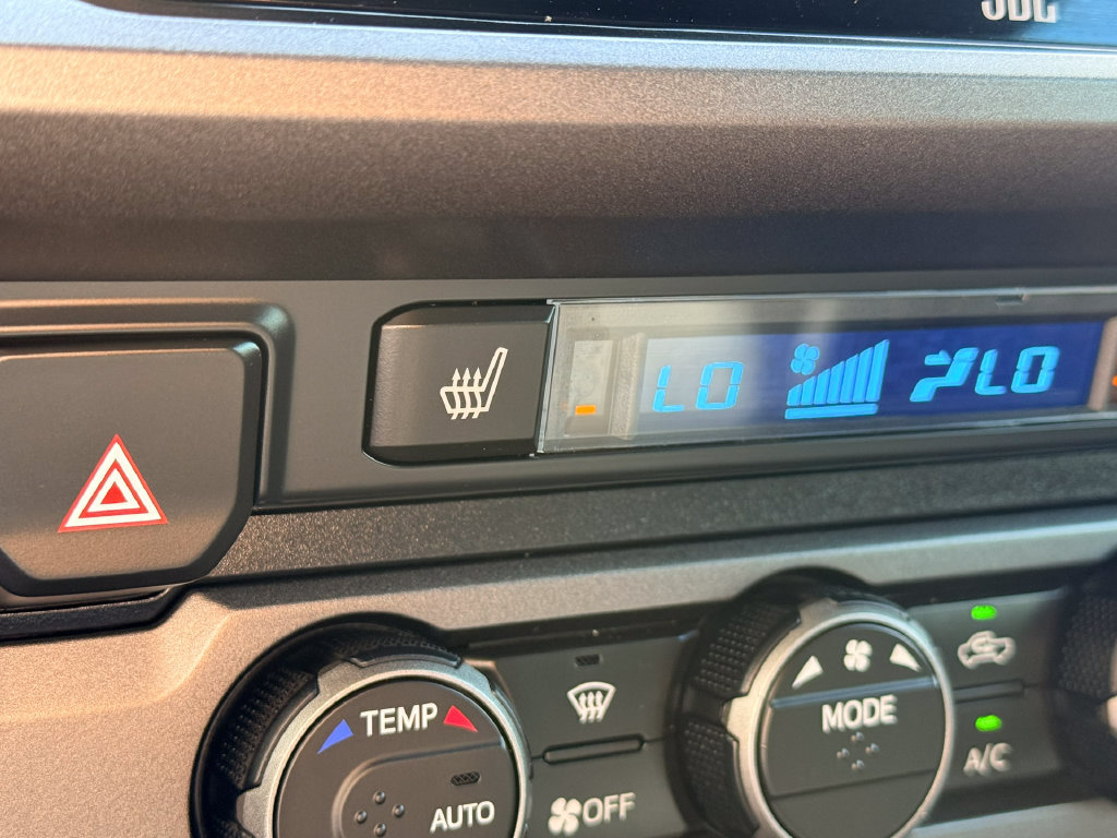 Used 2023 Toyota Tacoma TRD Off-Road w/ TRD Premium Off Road Package AWD/4WD image 30