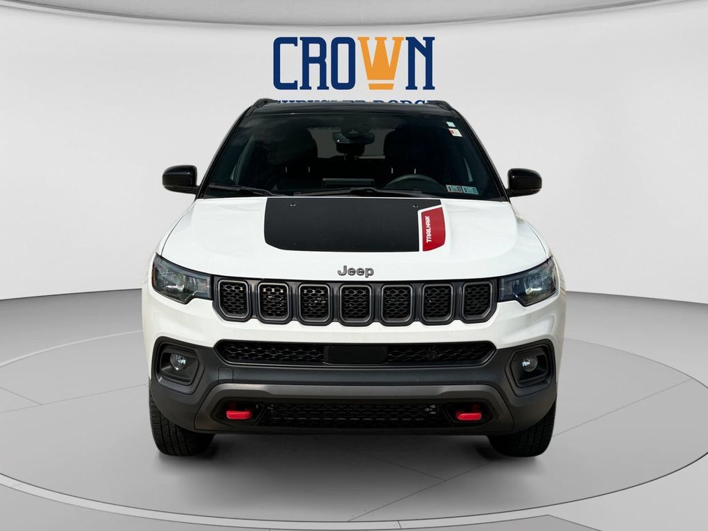 Used 2023 Jeep Compass Trailhawk w/ Sun and Sound Group AWD/4WD image 8