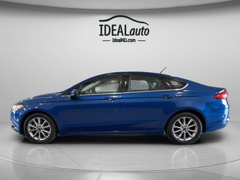 Used 2017 Ford Fusion SE FWD image 11