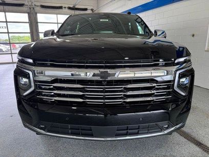 New 2026 Chevrolet Suburban Premier w/ Sun And Tow Package