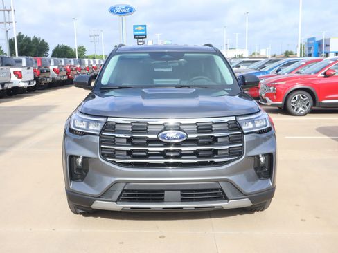New 2026 Ford Explorer Active w/ Active Comfort Package RWD image 10
