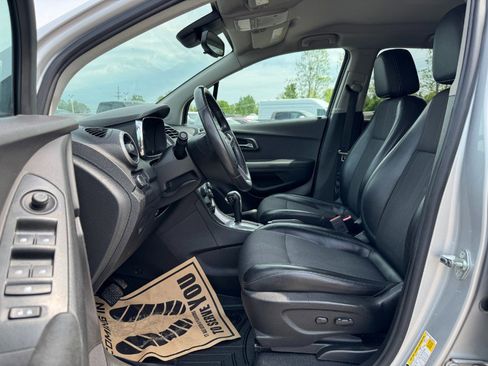 Used 2016 Chevrolet Trax LT w/ LT Convenience Package FWD image 15