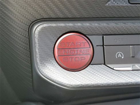 Used 2024 Ford Mustang Coupe image 19