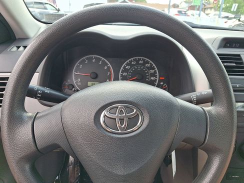 Used 2013 Toyota Corolla L FWD image 20