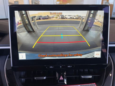 Certified 2026 Toyota Corolla Cross XLE image 29