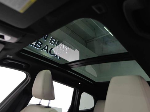 Used 2024 BMW X1 xDrive28i w/ Convenience Package AWD/4WD image 7