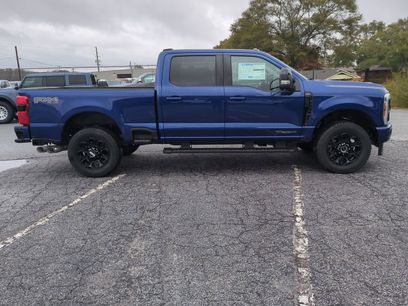 New 2026 Ford F250 Lariat w/ Black Appearance Package