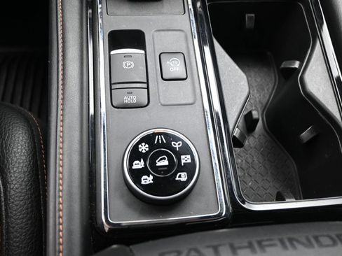 Used 2023 Nissan Pathfinder Rock Creek AWD/4WD image 17