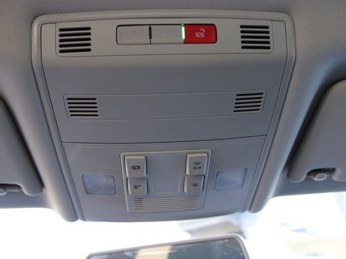 Used 2021 Volkswagen Jetta S w/ Driver Assistance Package image 22