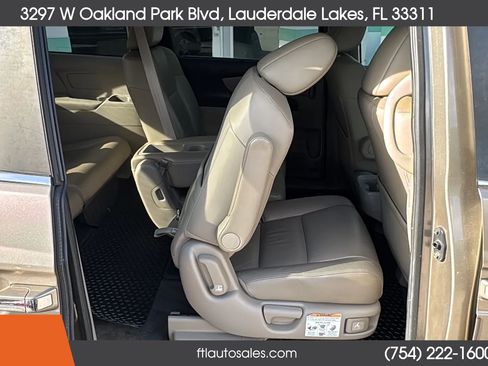 Used 2011 Honda Odyssey EX-L image 31