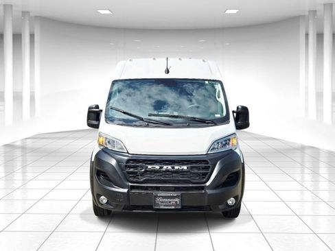 Used 2026 RAM ProMaster 2500 w/ Convenience Group FWD image 8