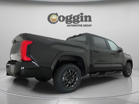 New 2026 Toyota Tundra SR5 w/ SR5 Convenience Package AWD/4WD image 19