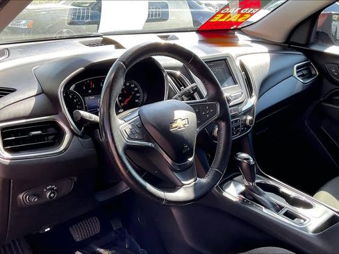 Used 2019 Chevrolet Equinox LT image 14