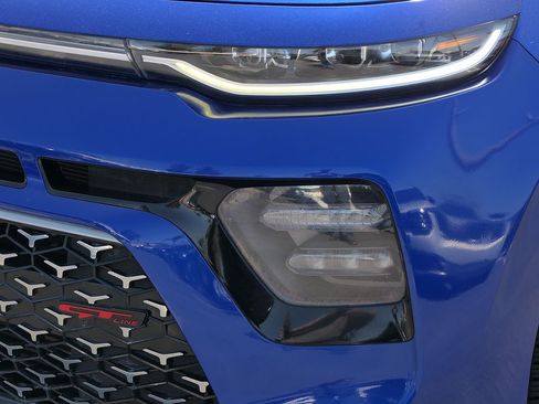 Used 2020 Kia Soul GT-Line Turbo FWD image 9