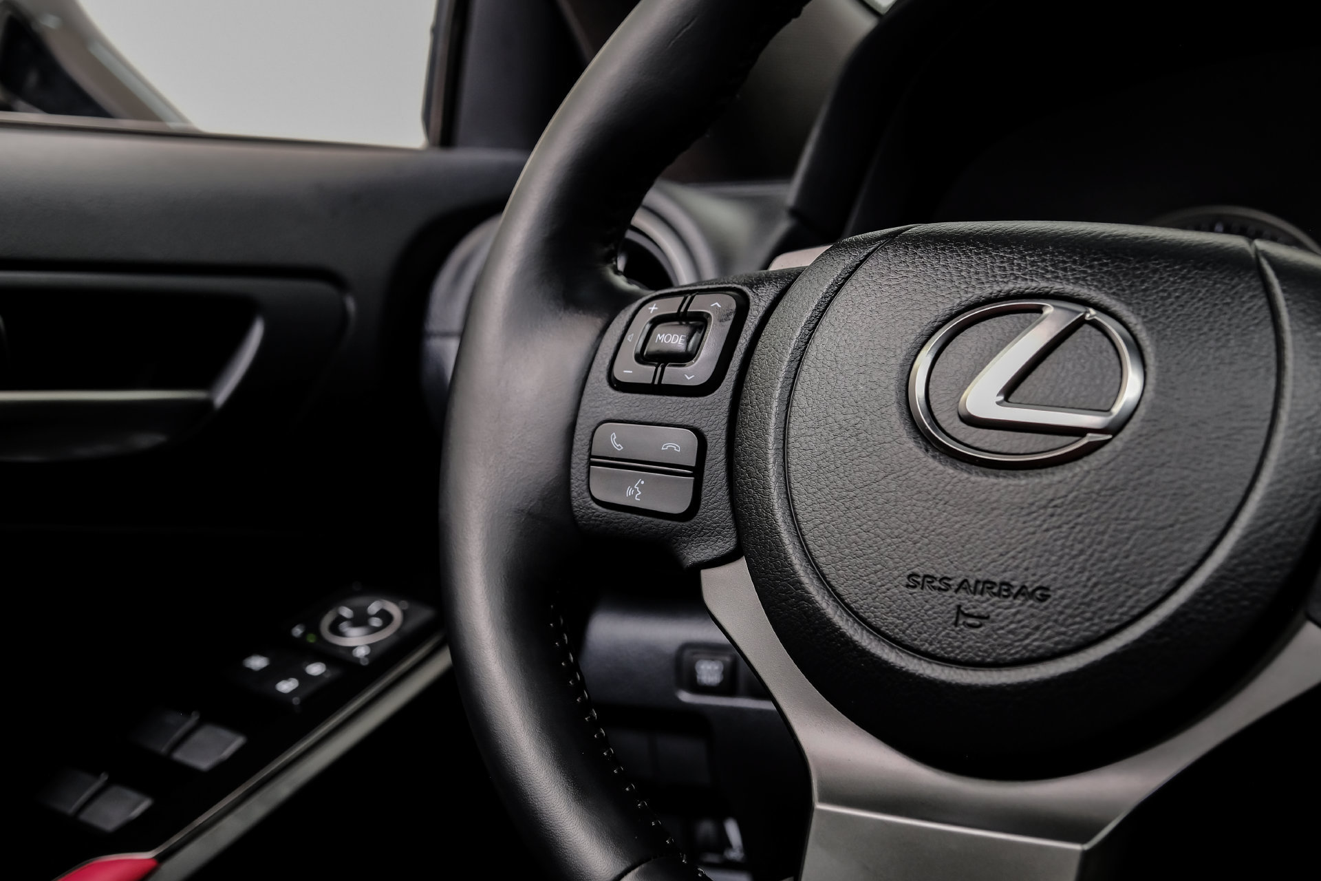 Used 2025 Lexus IS 350 F Sport RWD image 19