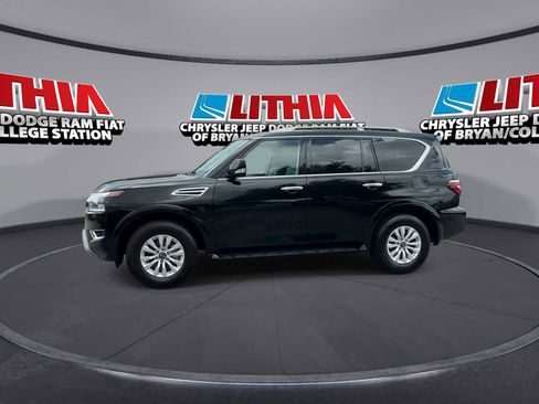Used 2024 Nissan Armada SV AWD/4WD image 4