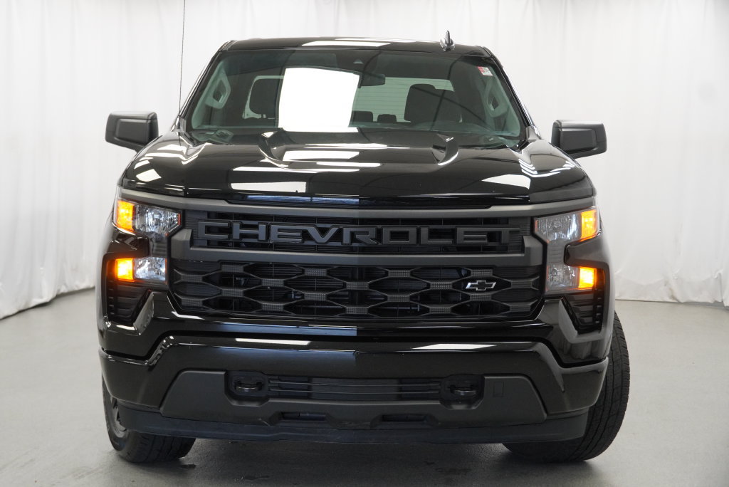 Used 2023 Chevrolet Silverado 1500 Custom w/ LPO, Dark Essentials Package AWD/4WD image 10