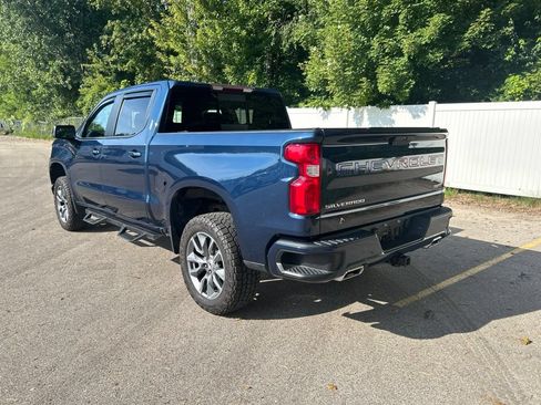 Used 2021 Chevrolet Silverado 1500 RST w/ Convenience Package II AWD/4WD image 3