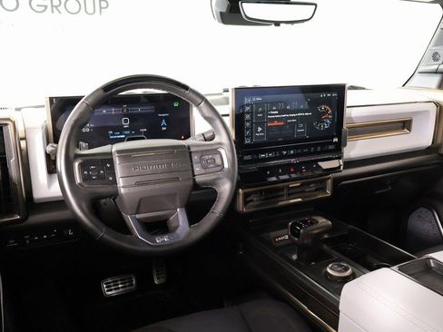 Used 2025 GMC Hummer EV 3X w/ LPO, Sport Package image 2