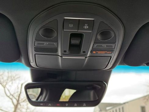 Used 2023 Genesis G70 2.0T w/ Sport Prestige Package image 33