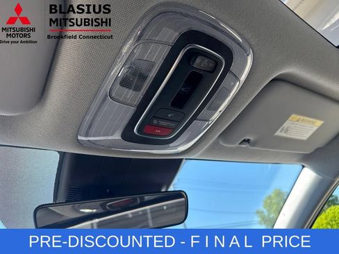 Used 2024 Hyundai Elantra SEL w/ Convenience Package FWD image 37