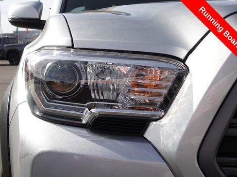 Certified 2023 Toyota Tacoma TRD Off-Road image 7