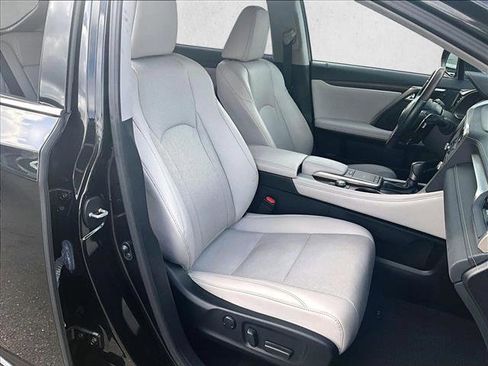 Used 2022 Lexus RX 350 FWD w/ Premium Package image 9