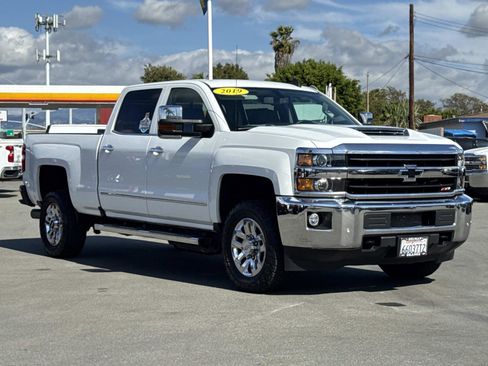 Used 2019 Chevrolet Silverado 2500 LTZ w/ Duramax Plus Package image 3