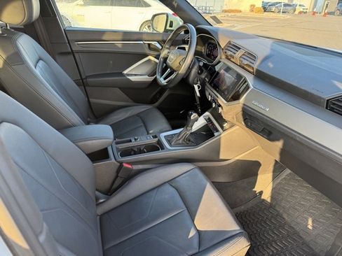 Used 2022 Audi Q3 2.0T Premium Plus image 19