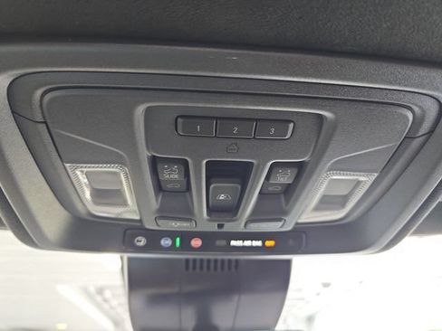 Certified 2025 GMC Sierra 1500 Denali Ultimate AWD/4WD image 24