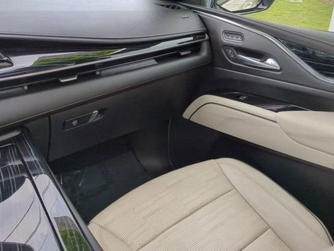 Used 2021 Cadillac Escalade Sport w/ Heavy-Duty Trailer Package image 13