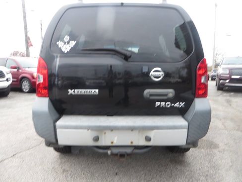Used 2015 Nissan Xterra PRO-4X w/ Pro-4x Leather Package image 26
