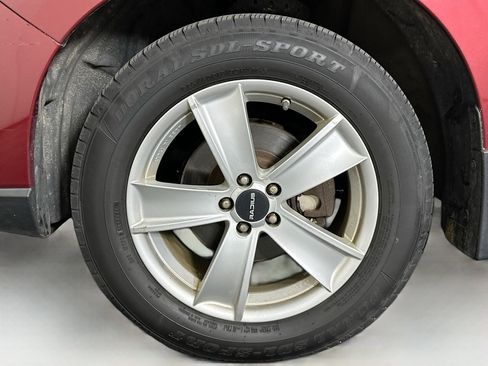 Used 2014 Subaru Forester 2.5i Limited AWD/4WD image 11
