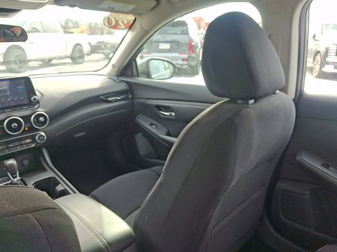 Used 2020 Nissan Sentra SV image 16