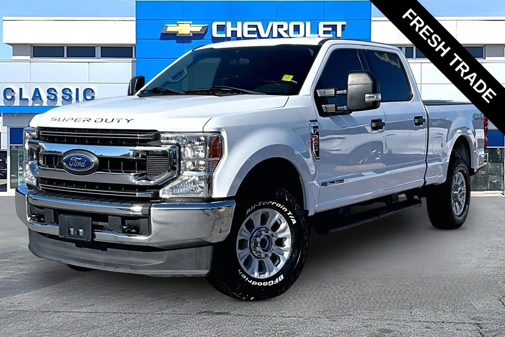 Used 2022 Ford F250 XLT AWD/4WD image 2