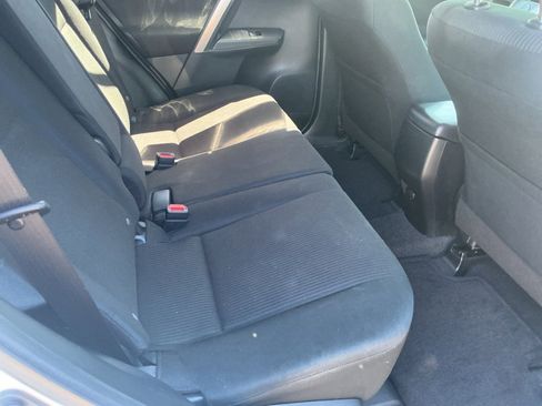 Used 2016 Toyota RAV4 LE FWD image 34