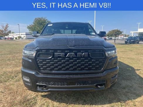 New 2026 RAM 1500 4x4 Crew Cab image 2
