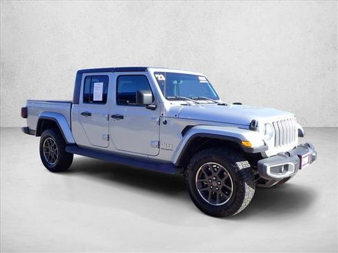 Used 2023 Jeep Gladiator Overland w/ Trailer Tow Package image 6