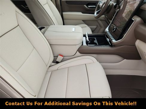 New 2026 GMC Yukon XL Denali w/ Sun & Power Step Package image 10