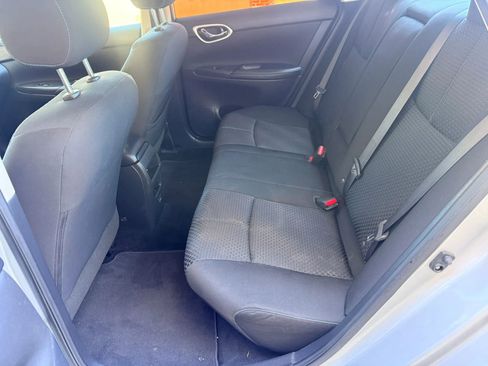 Used 2019 Nissan Sentra SR FWD image 21