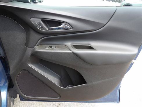 Used 2024 Chevrolet Equinox LT FWD image 35