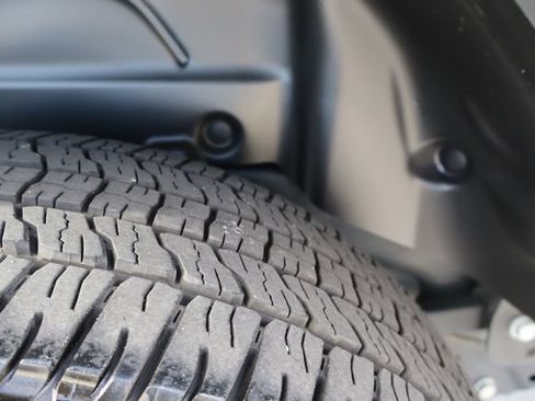 Used 2024 Jeep Wrangler Unlimited Sahara AWD/4WD image 49