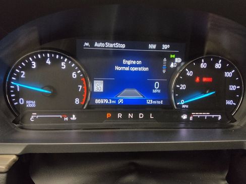 Used 2021 Ford Explorer Limited w/ Equipment Group 301A image 23