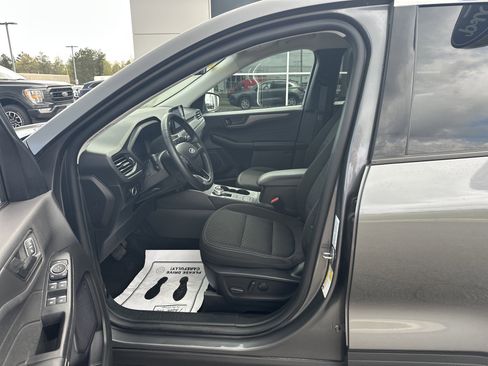 Used 2024 Ford Escape Active AWD/4WD image 5
