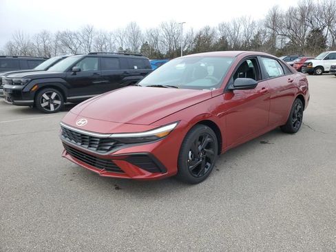 New 2026 Hyundai Elantra Sport FWD image 2