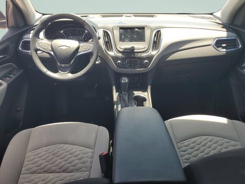 Used 2021 Chevrolet Equinox LT FWD image 11