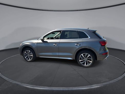 Used 2023 Audi Q5 2.0T Premium Plus w/ Premium Plus Package AWD/4WD image 5
