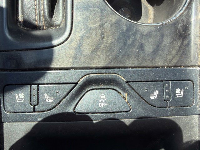 Used 2014 Chevrolet Impala LTZ FWD image 34