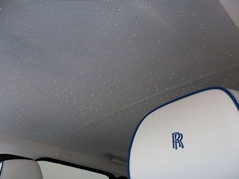 New 2026 Rolls-Royce Cullinan AWD/4WD image 31